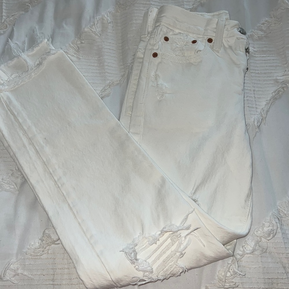 levi’s white wedgie straight jeans
